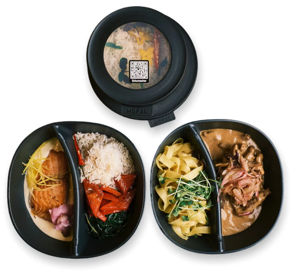 verpackte Gerichte für corona-konformes kontaktloses Catering